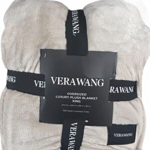 Vera Wang Luxury Plush Oversized Soft Beige King Blanket 108”x92”